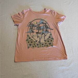 Zoe + Liv Pink Graphic Tee Size Small with Skeltons